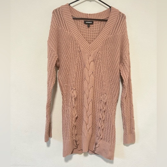 Express Chunky Knit Dusty Rose Pink V Neck Lace Up Style Sweater Size XS - Picture 1 of 13